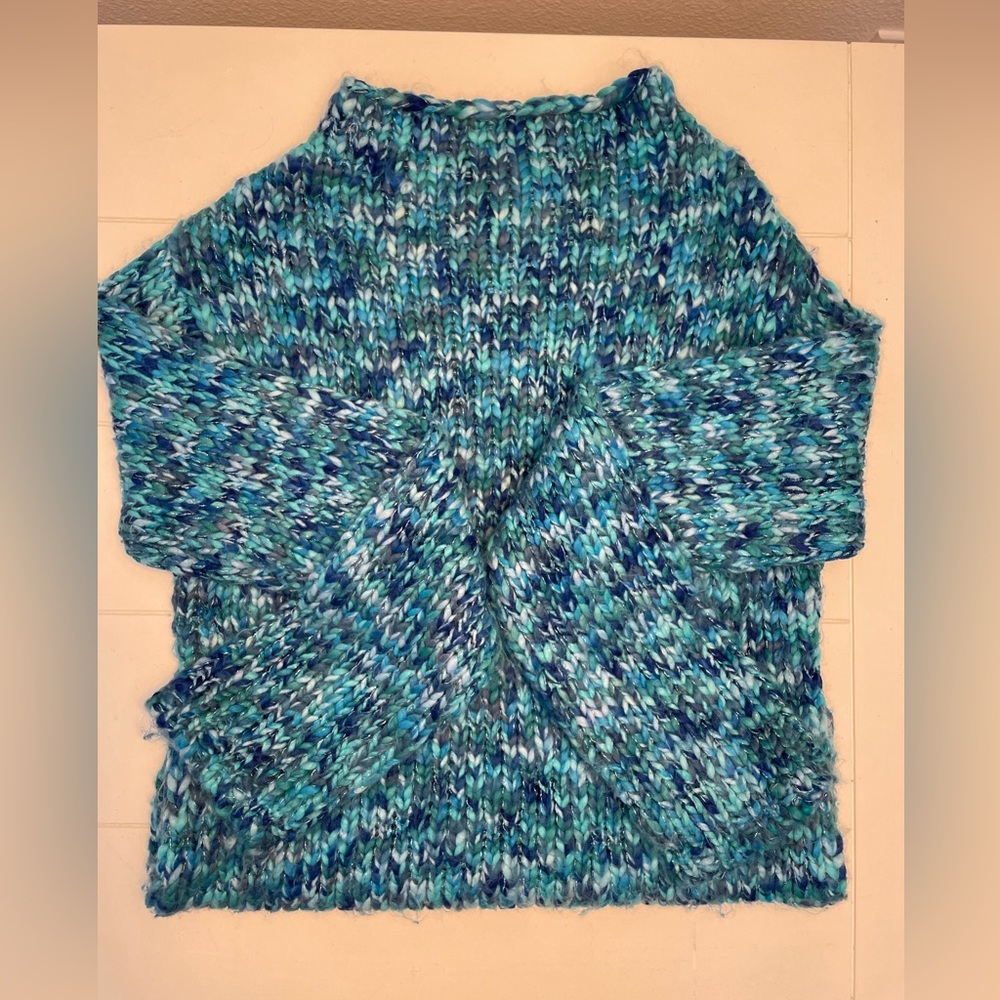 Vintage, girls, Gap, woven, holiday sweater. Size L- 10.  Excellent condition.